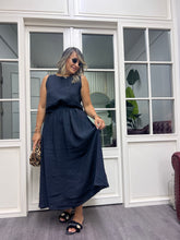 A02018 siyah tensel kumaş etek takım