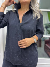 A02053 taşlı Crep kumaş gömlek