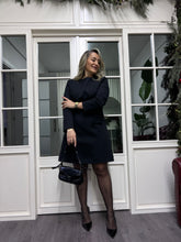 A02256 siyah fiyonklu elbise