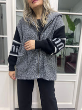 A02150 gri buklet mont