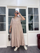 A02559 collared beige poplin oversized dress