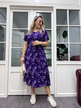 A01787 mor desenli düğmeli bağlamalı elbise