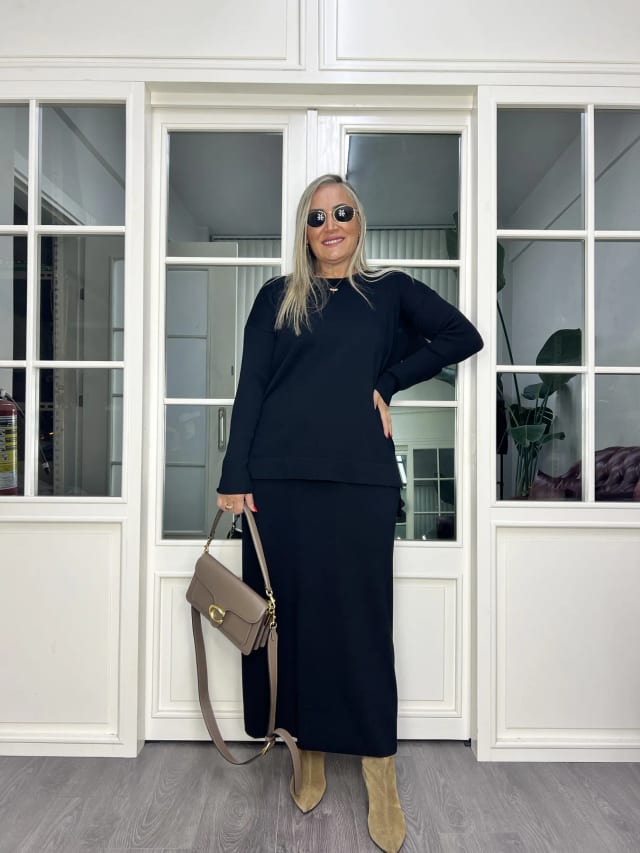 A02809 standart beden triko takım