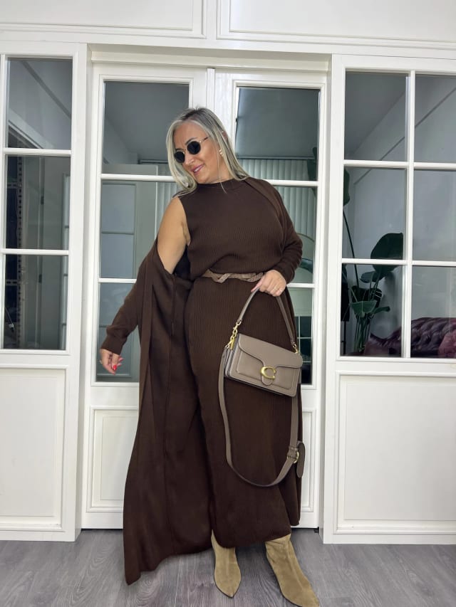 A02820 kahve standart beden triko takım