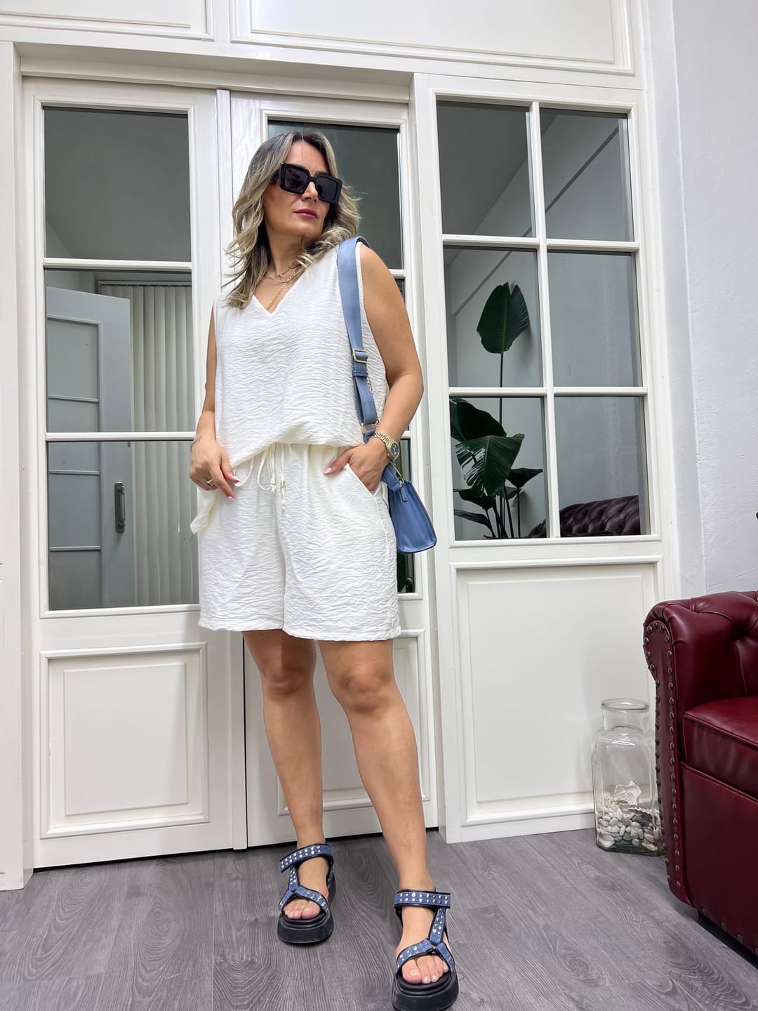 A01923 beyaz şort takımı