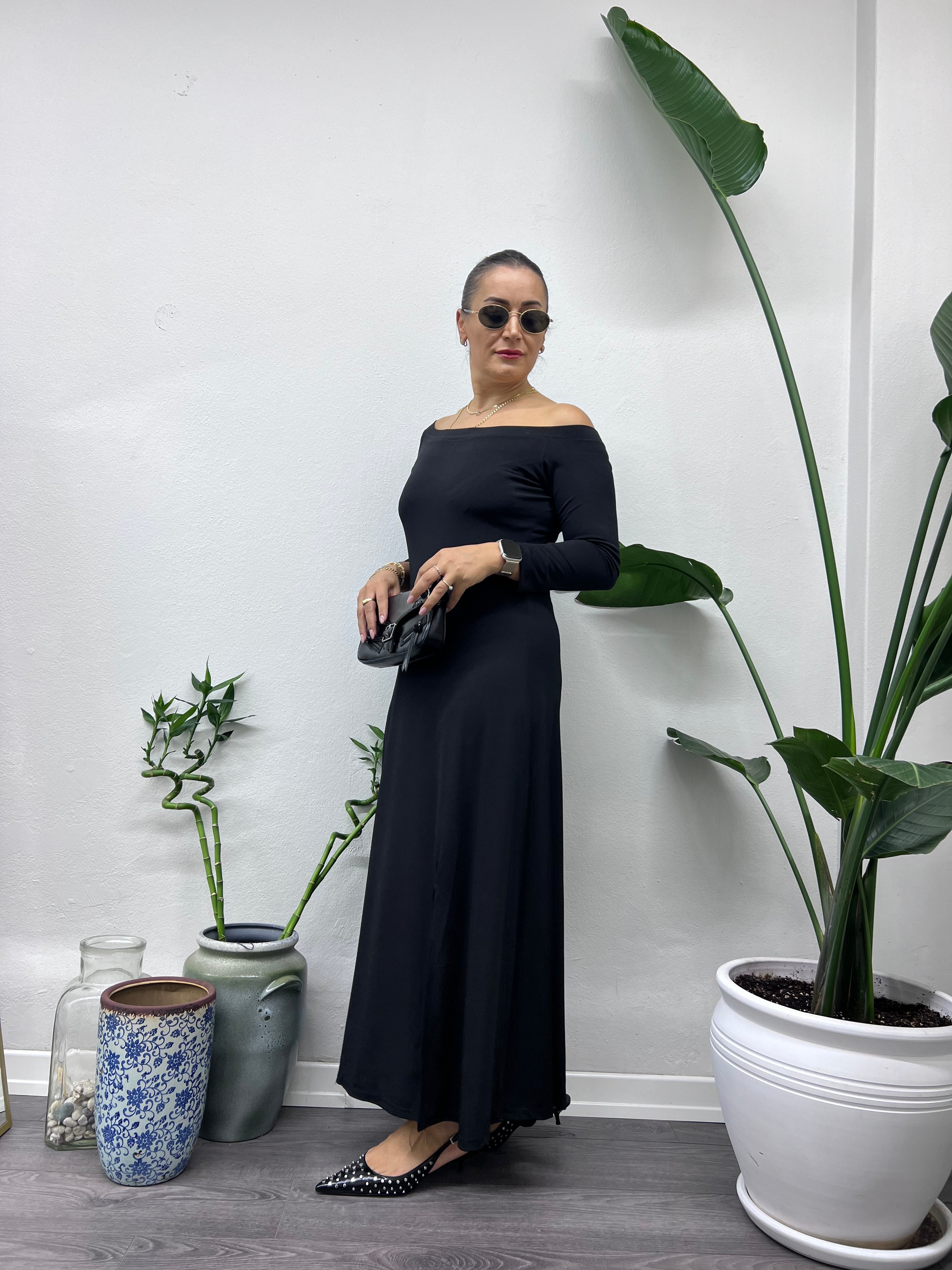 A01476 Madonna yaka yırtmaçlı likra maxi elbise