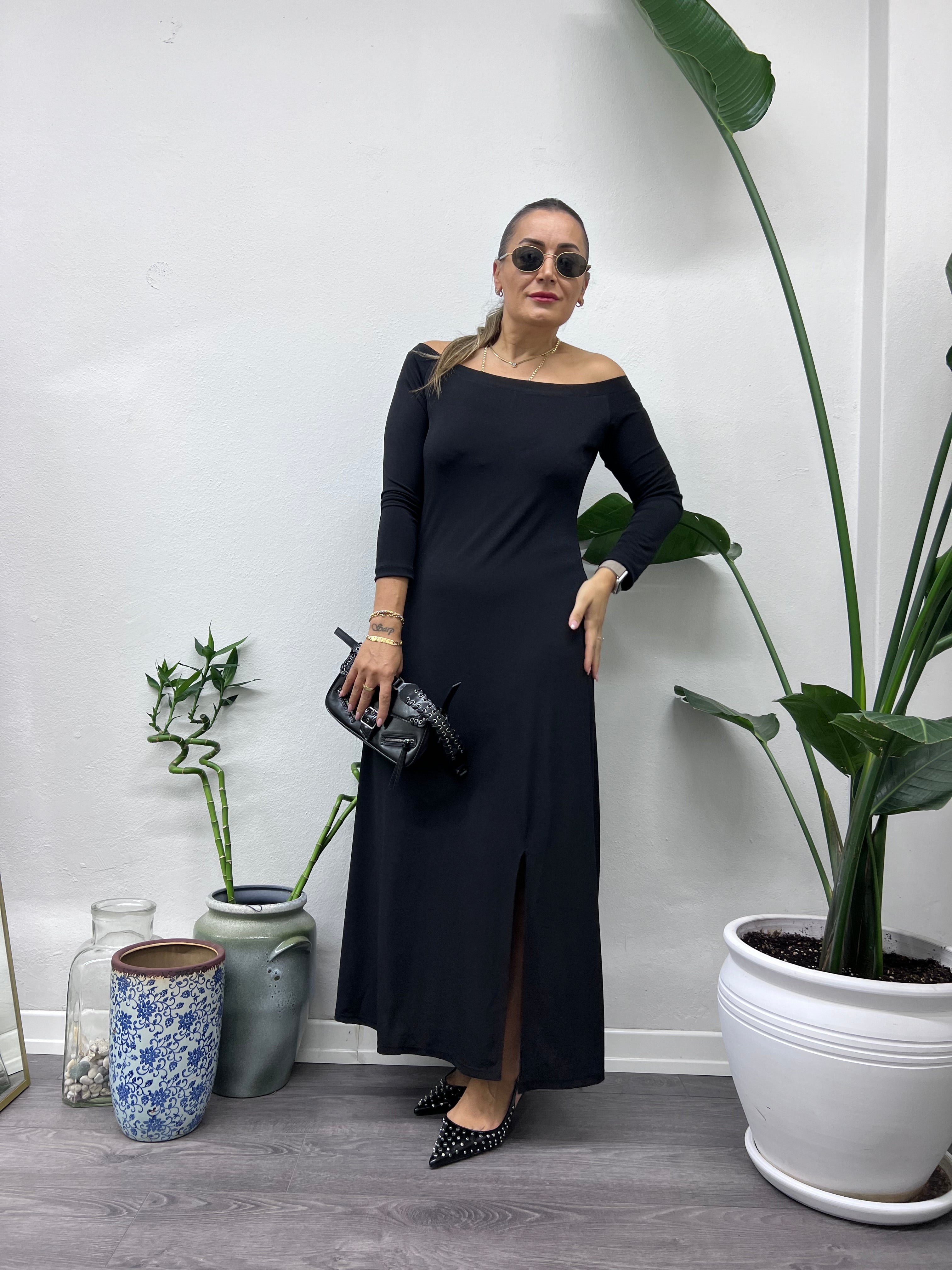 A01476 Madonna yaka yırtmaçlı likra maxi elbise