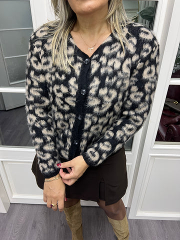 A02122 leopar hırka