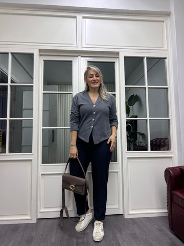 A02160 gri triko hırka