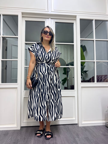 A02028 crep kumaş zebra desen elbise
