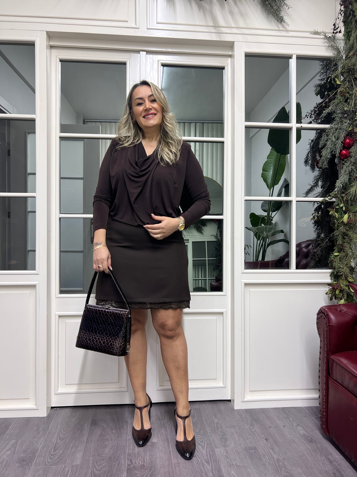 A02273 kahve dantelli etek