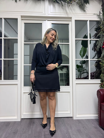 A02270 dantelli etek