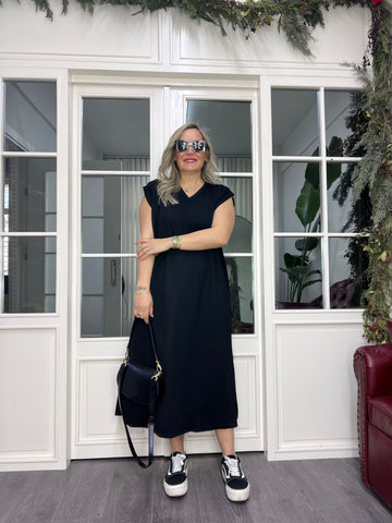 A02450 kolları pilili yırtmaçlı modal kumaş elbise