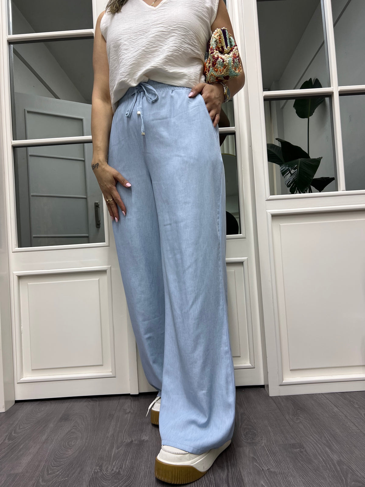 A01910 beli lastikli açık mavi bol pantolon