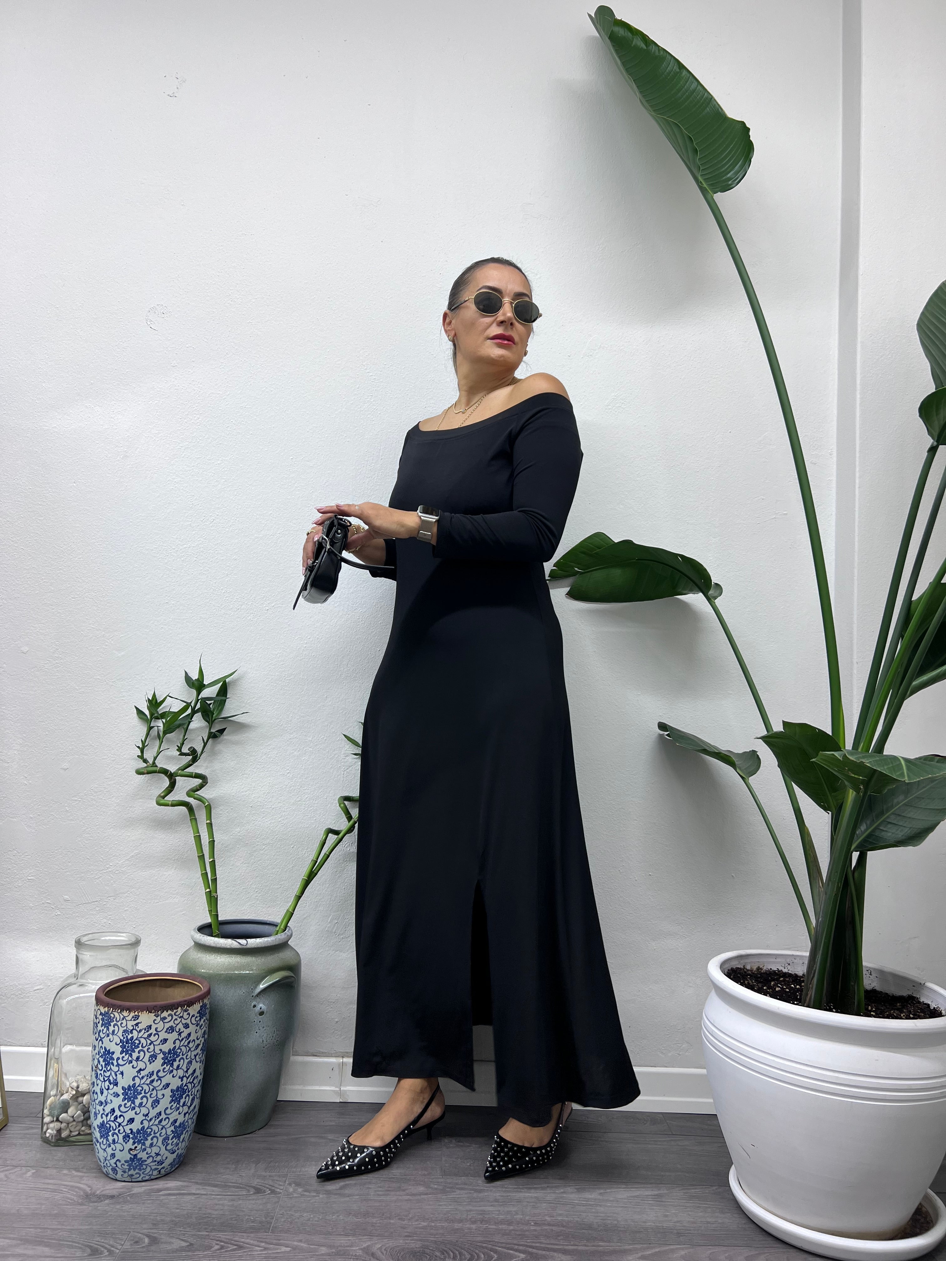 A01476 Madonna yaka yırtmaçlı likra maxi elbise