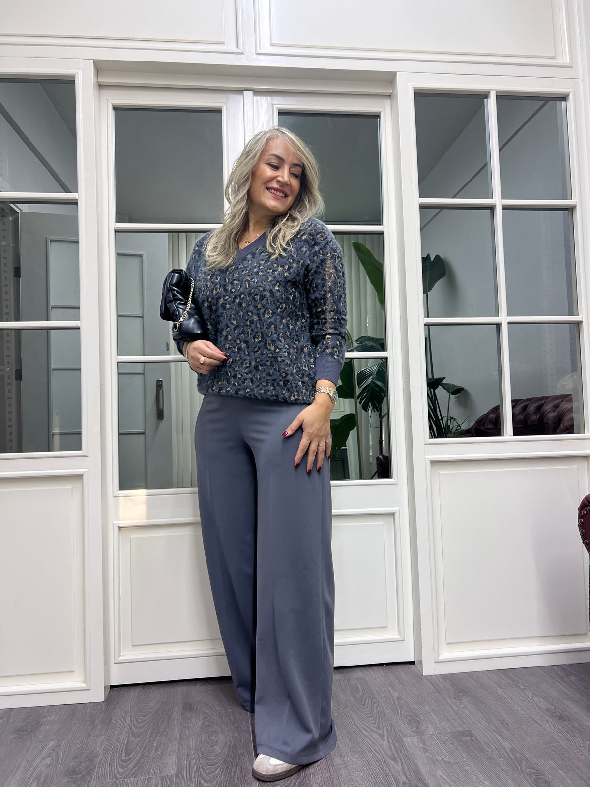 A02142 gri leopar standart beden kazak