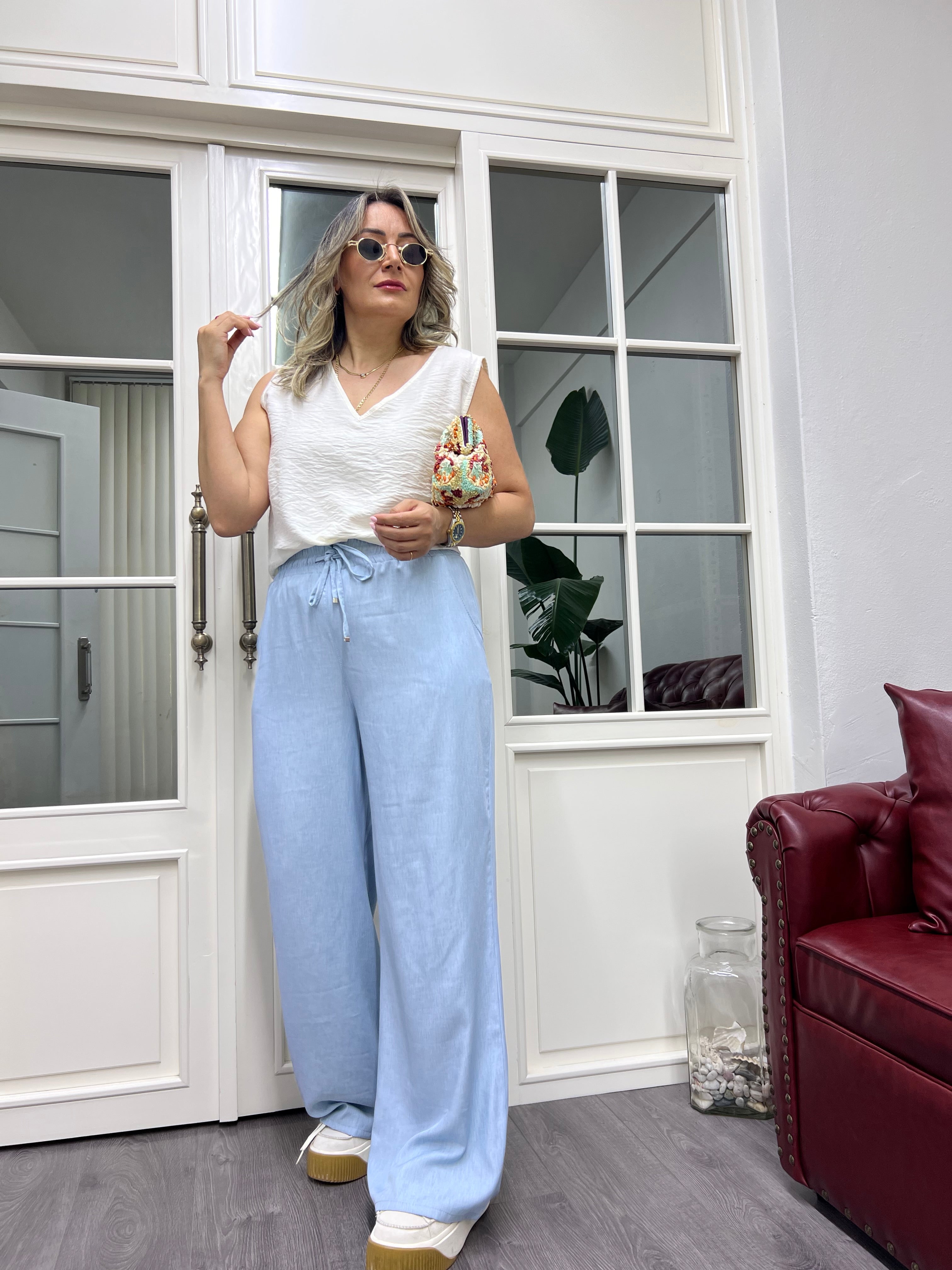 A01910 beli lastikli açık mavi bol pantolon