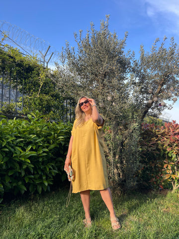 A02475 mustard v-neck ayrobin collared dress