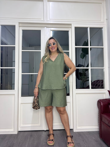 A02588 haki beli lastikli ayrobin şort takım