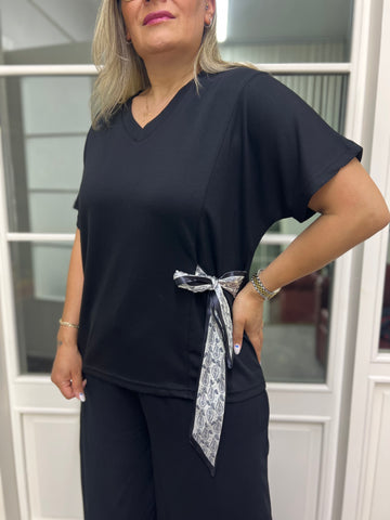A02609 yanı bağmalı modal kumaş likralı bluz