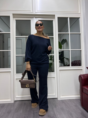 A02106 lacivert kayık yaka takım