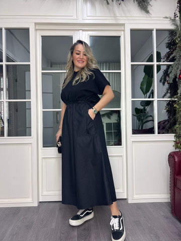 A02356 siyah etekleri poplin büzgülü elbise