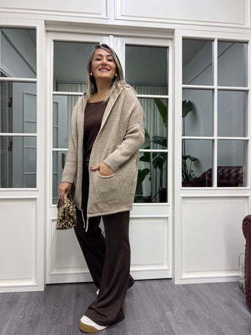 A02107 bej triko hırka