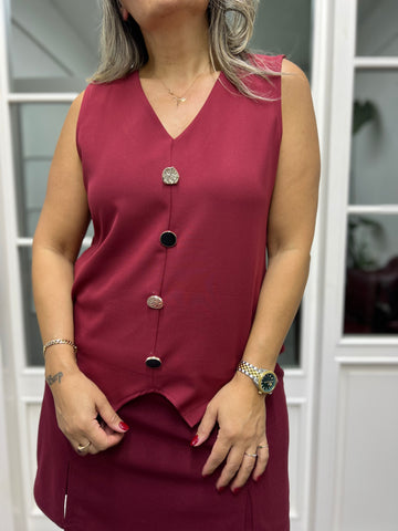 A02117 bordo süs düğmeli yelek