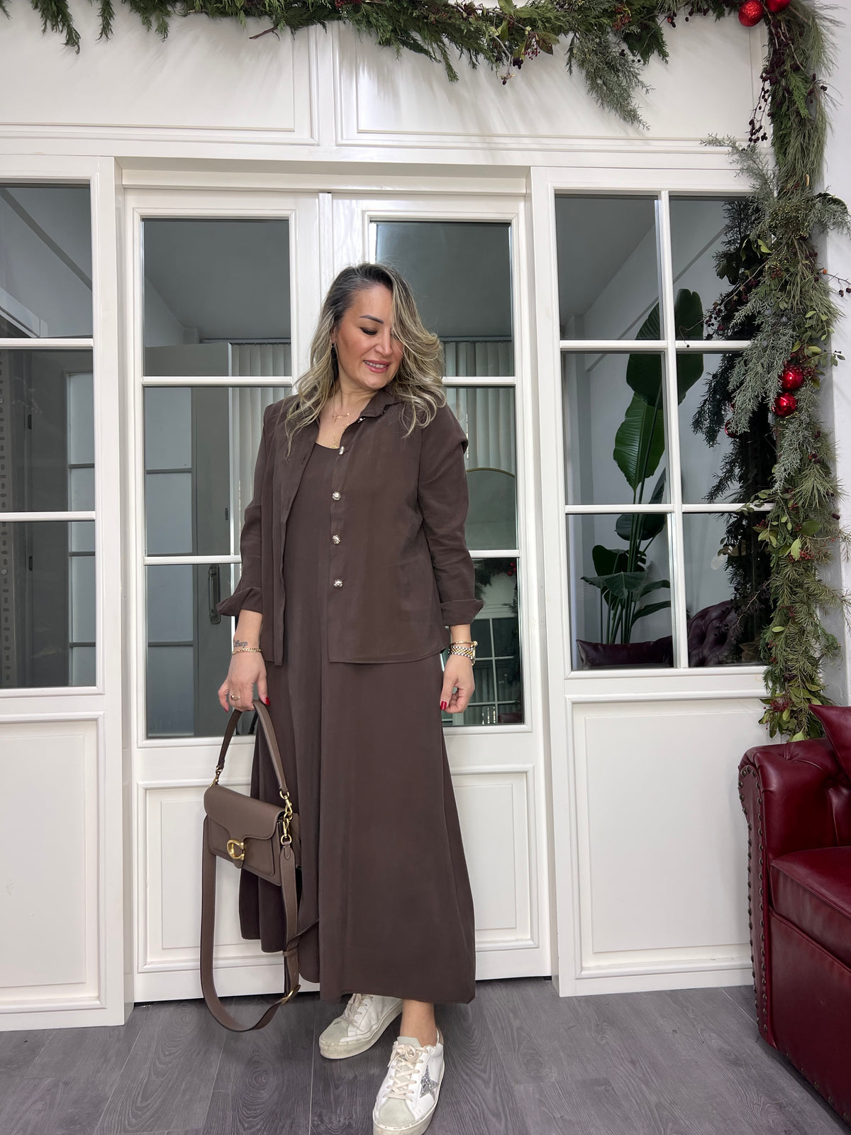 A02341 kahve tensel kumaş gömlek elbise takım