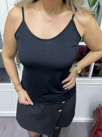 A02247 siyah askılı atlet bluz