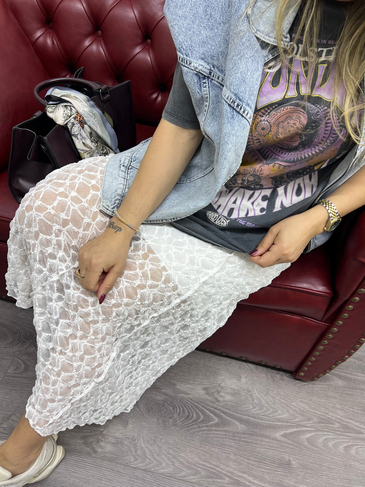 A01796 kırık beyaz likralı beli lastikli dantelli etek