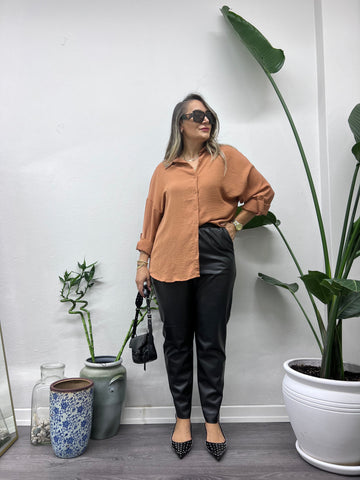 A01483 kremit yaka taşlı gömlek
