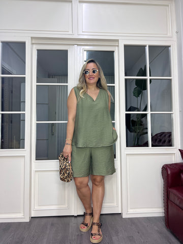 A02588 haki beli lastikli ayrobin şort takım