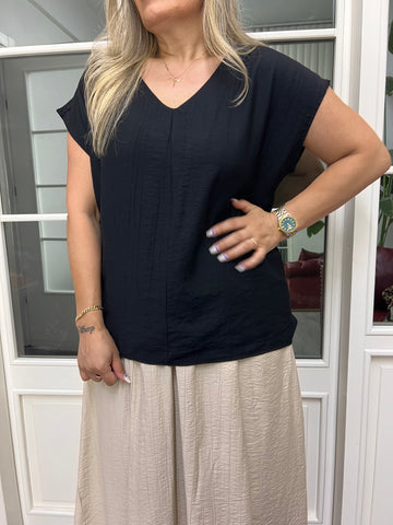 A02633 siyah tensel çilek kumaş bluz