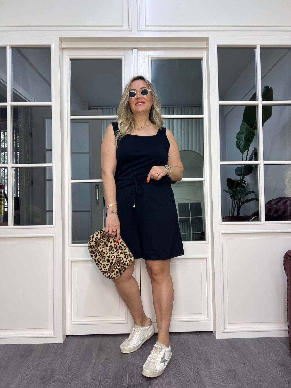 A02490 siyah likralı modal kumaş şort takım