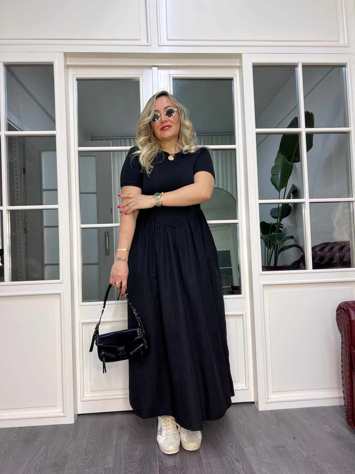 A02499 siyah bisiklet yaka eteği poplin cepli uzun elbise