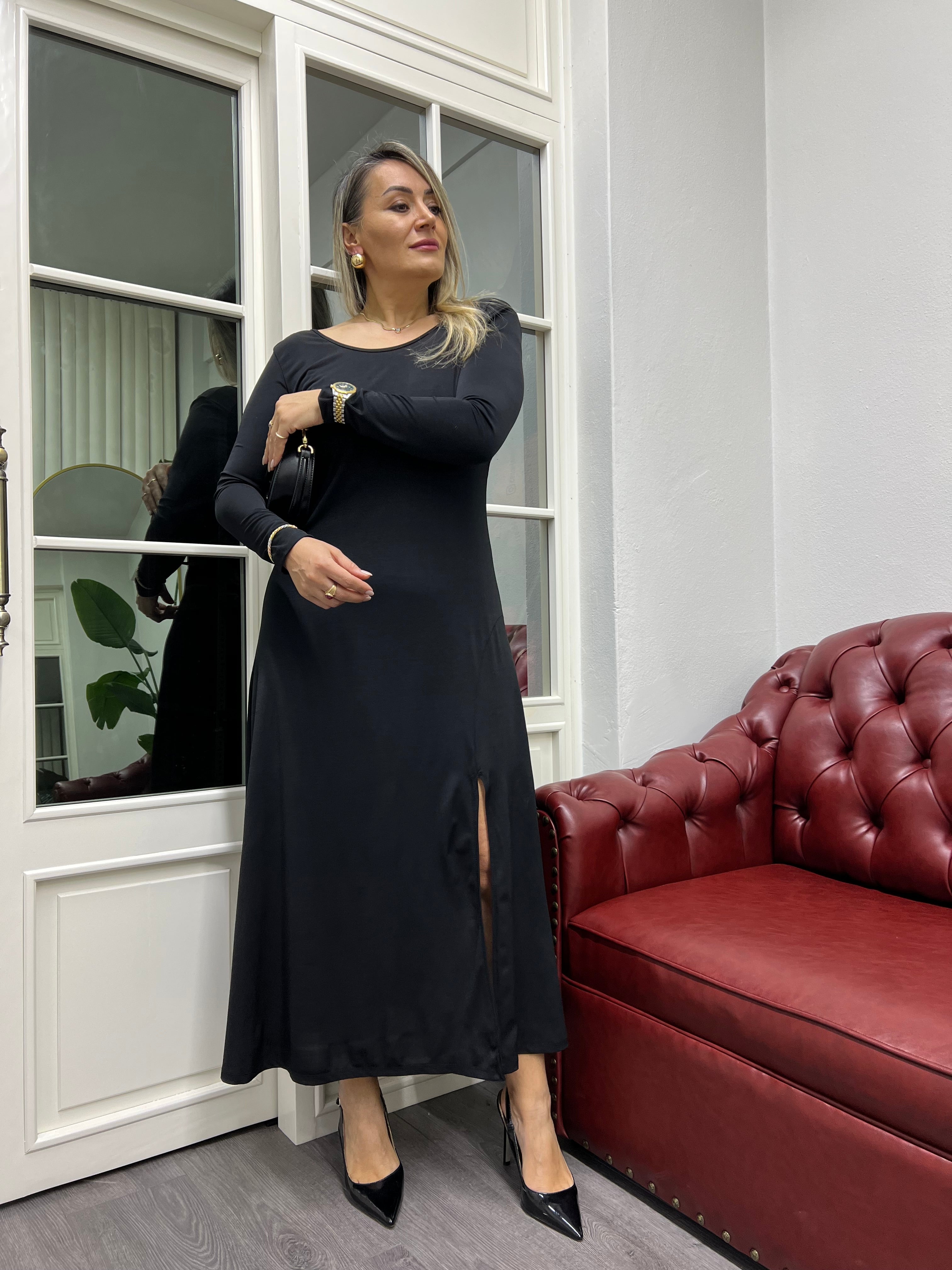 A01731 sırt dekolteli kayık yaka likralı elbise