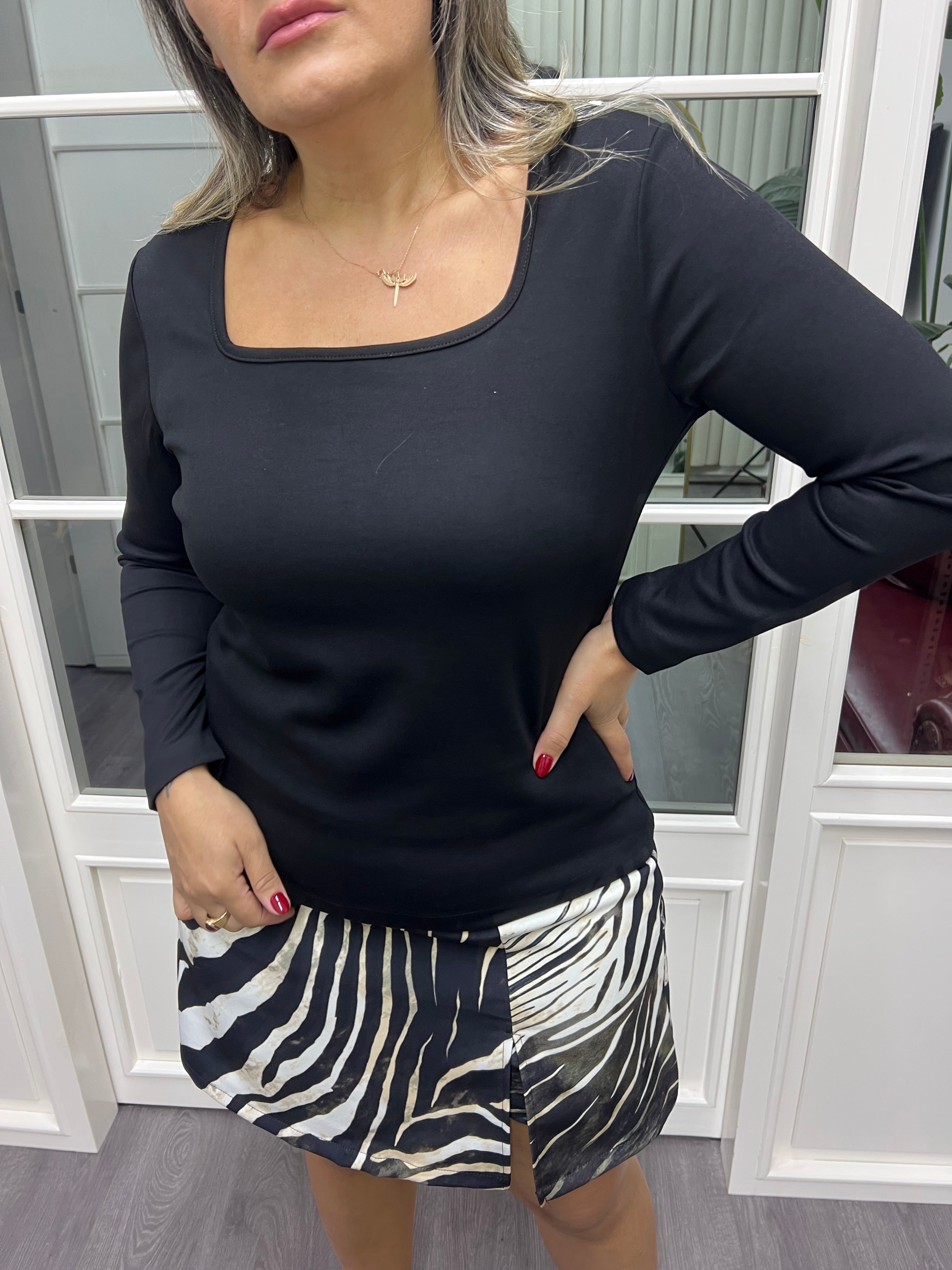 A02097 kare yaka modal likralı bluz