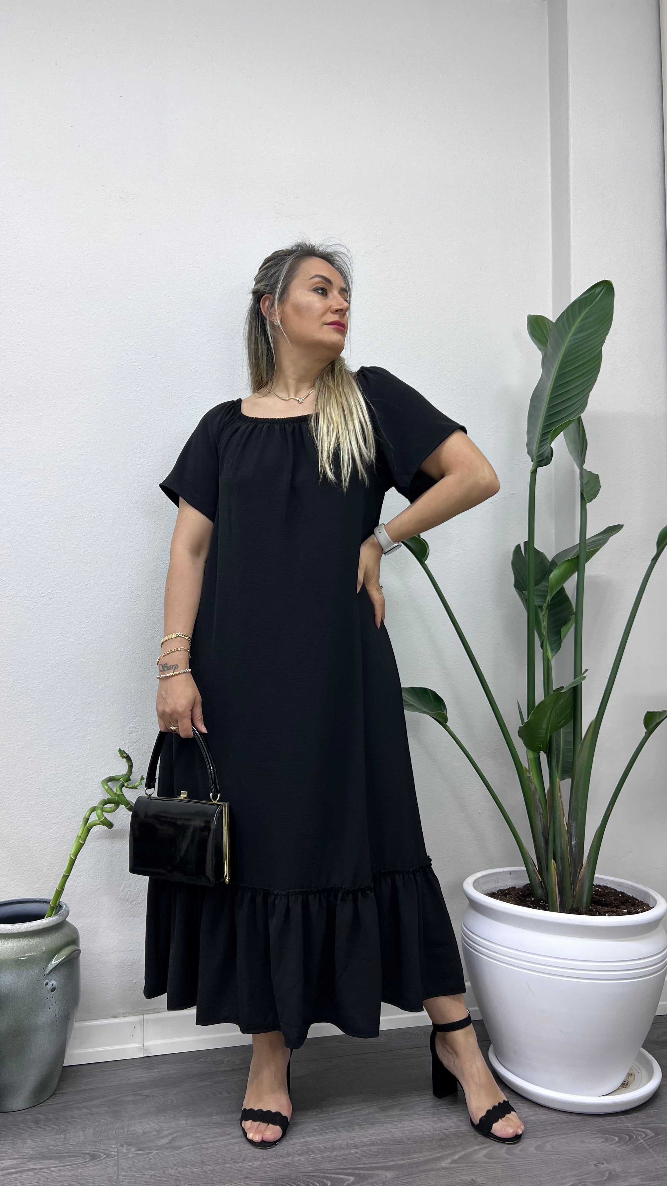 A0123 model madonna yaka siyah Ayrobin