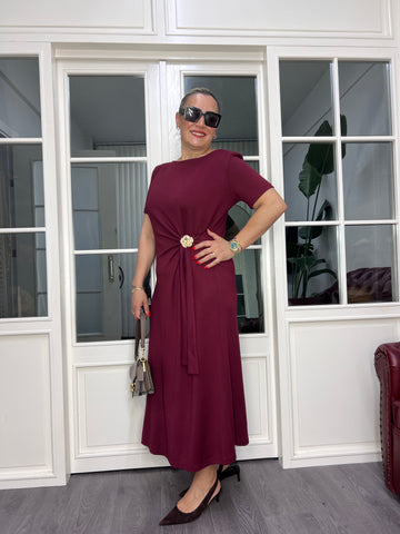 A02453 bordo yanı bağcıklı tokalı elbise