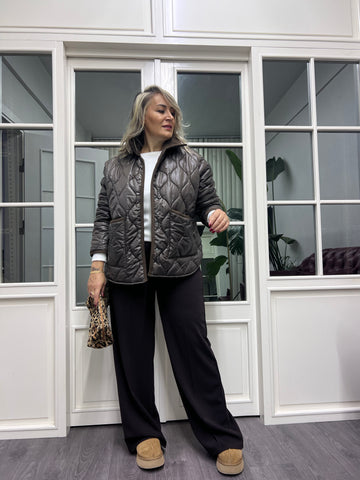 A02155 kahve kapitone mont