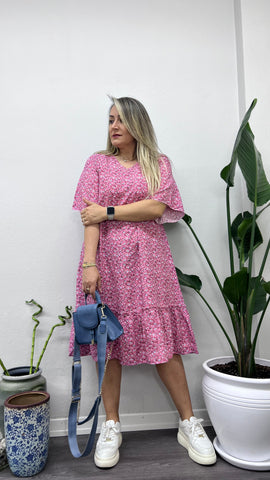 A032-pembe çıtır desen bodrum elbise